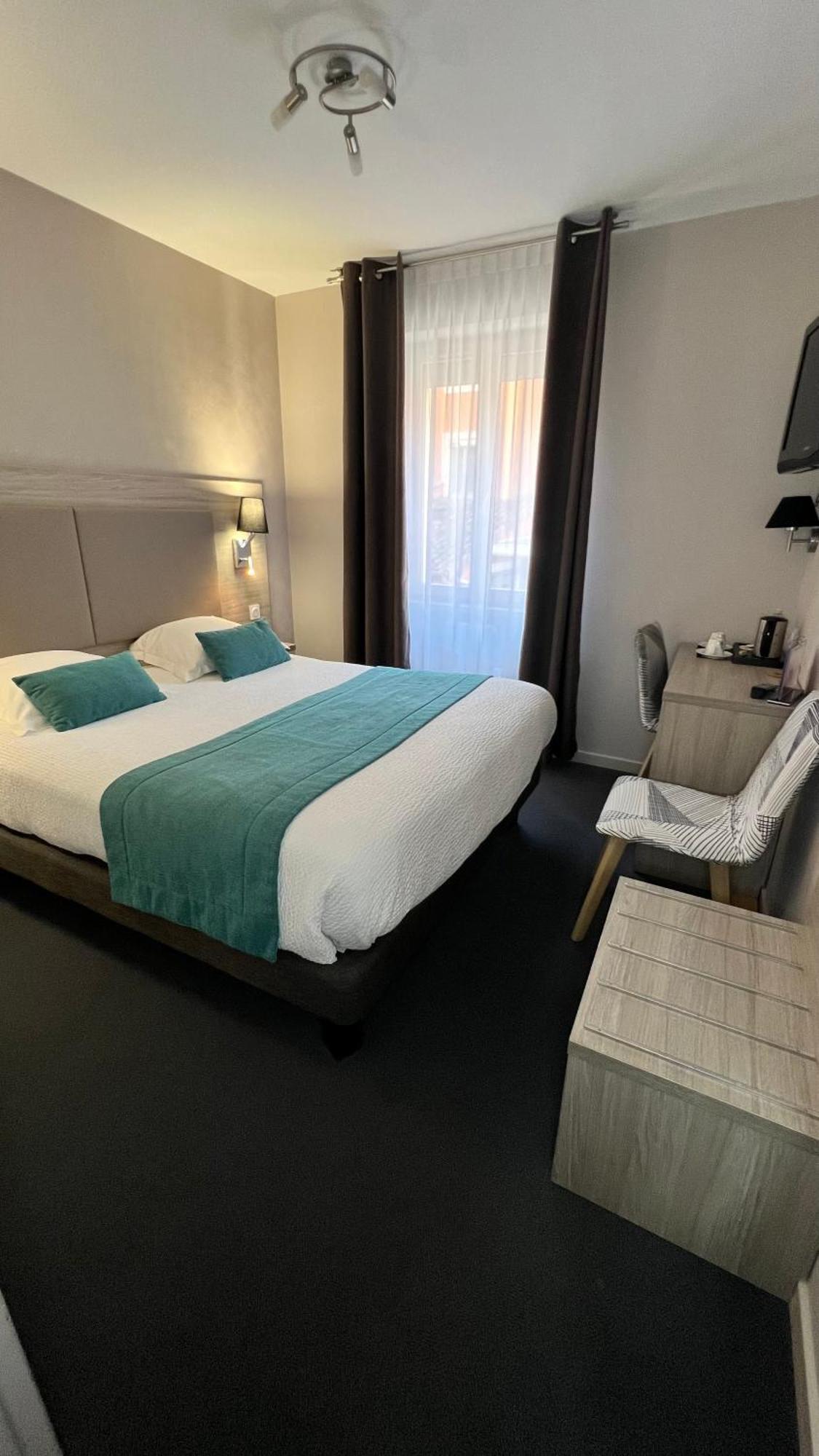 Logis Hotel Restaurant Azalees Tournon-sur-Rhone Exterior foto