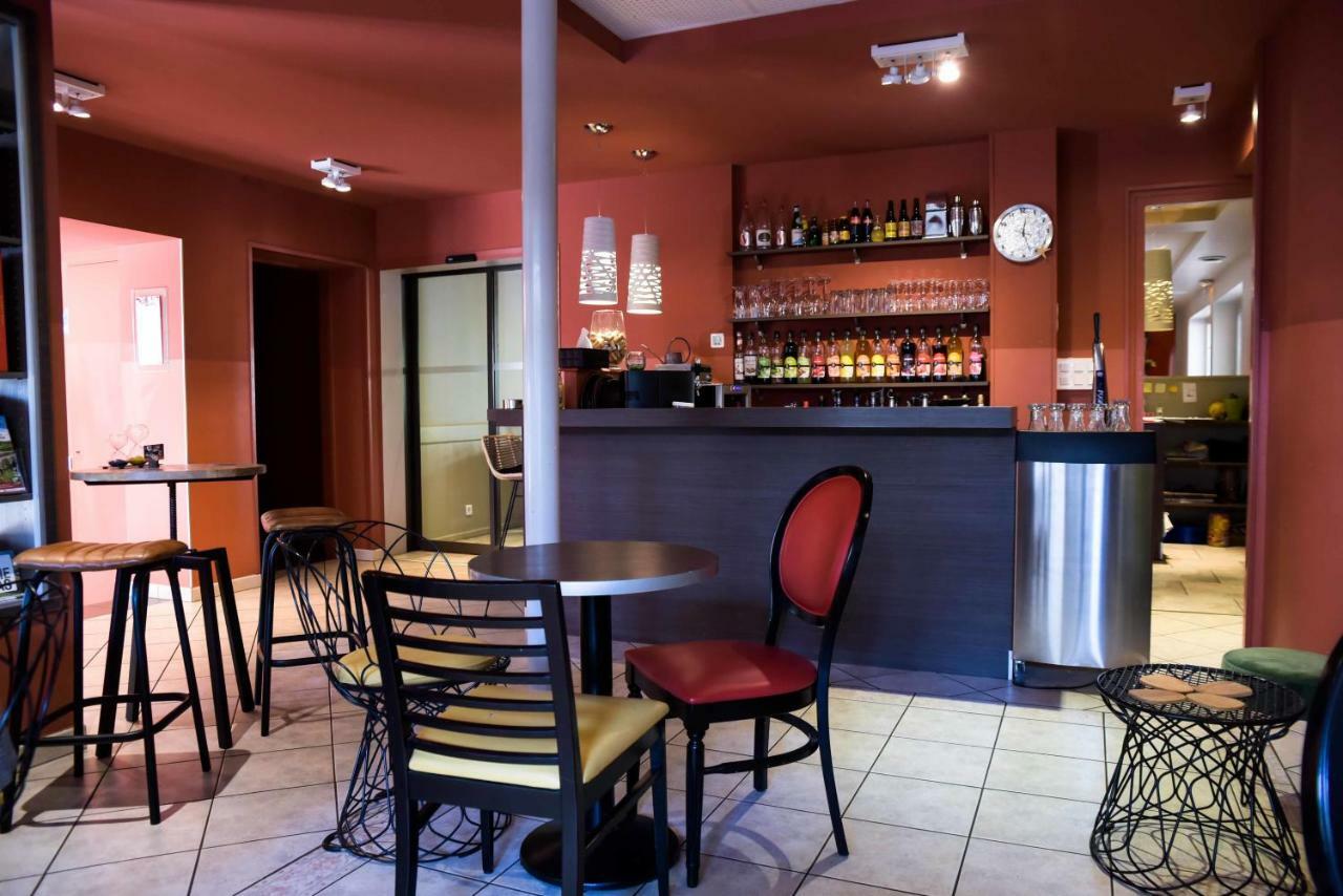 Logis Hotel Restaurant Azalees Tournon-sur-Rhone Exterior foto